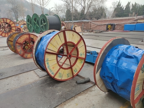 一般电缆井电缆离地高度